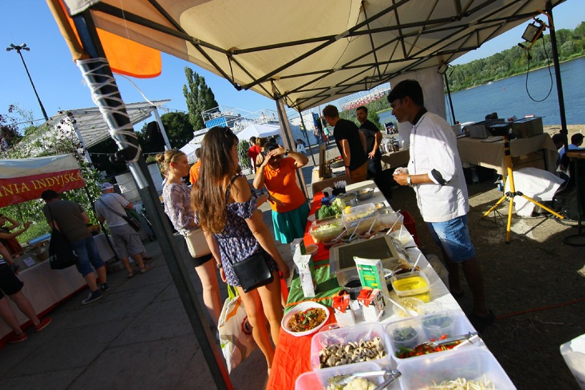 Slow Market nad Wisłą. Kulinarny targ w Placu Zabaw...