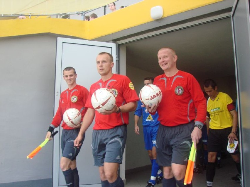 Szymon Marciniak w 2007 roku sędziował mecz w Wągrowcu