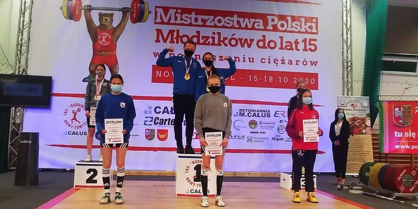 Oliwia Drzazga z UMLKS Radomsko mistrzynią Polski do lat 15 w podnoszeniu ciężarów