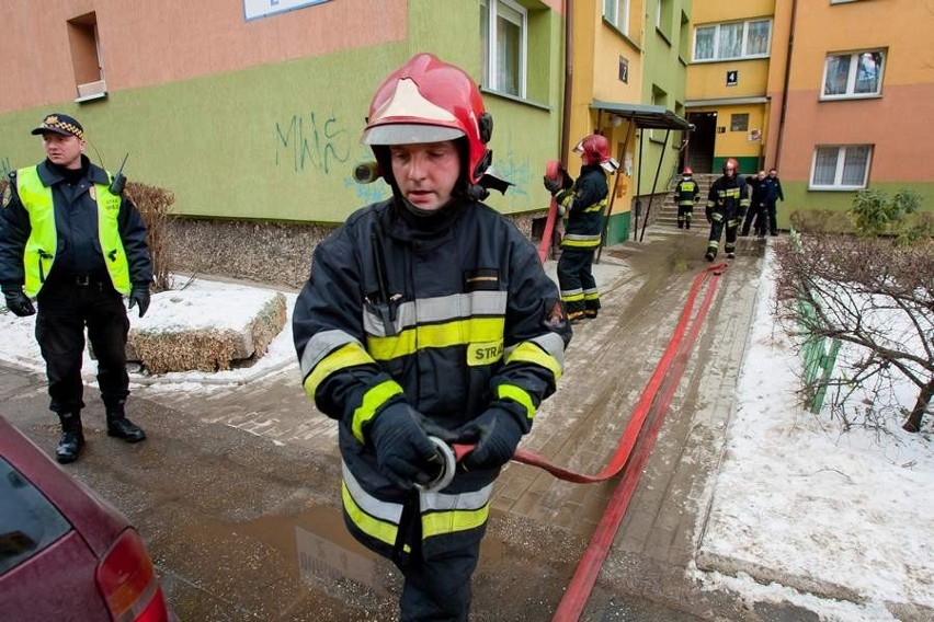 Pożar mieszkania przy ulicy Dunikowskiego w Wałbrzychu