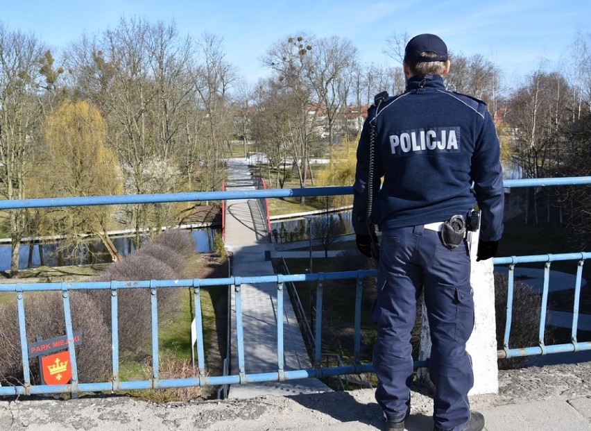 Starogard Gdański: policjanci kontrolują przestrzeganie nowych przepisów!