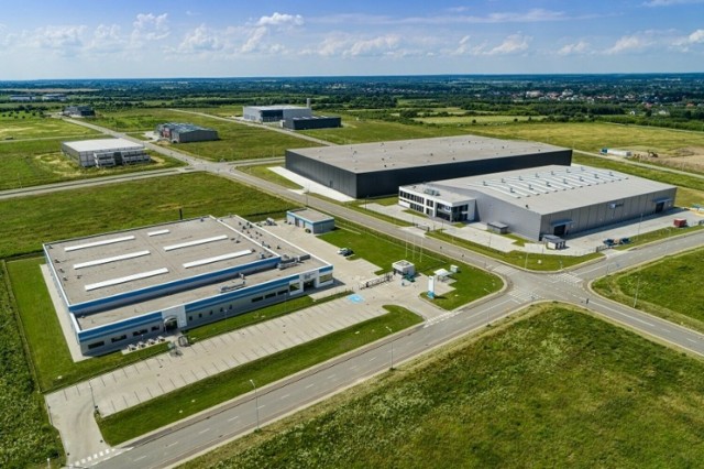 Wielu mieszkańców Rzeszowa znalazło pracę w nowych firmach, które uruchomiły działalność na terenie PNT Rzeszów-Dworzysko.