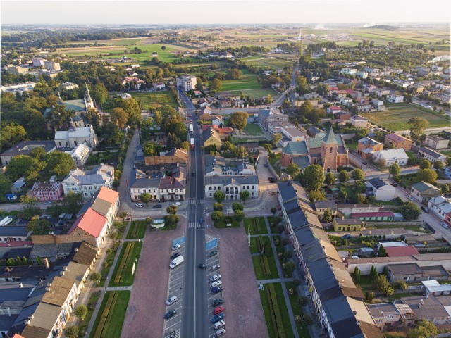 Warta z czterech stron świata widziana z drona