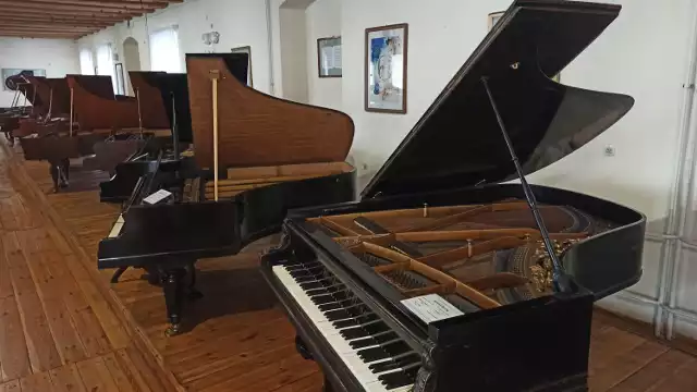 W kolekcji Muzeum Historii Przemysłu w Opatówku jest aż 90 fortepianów