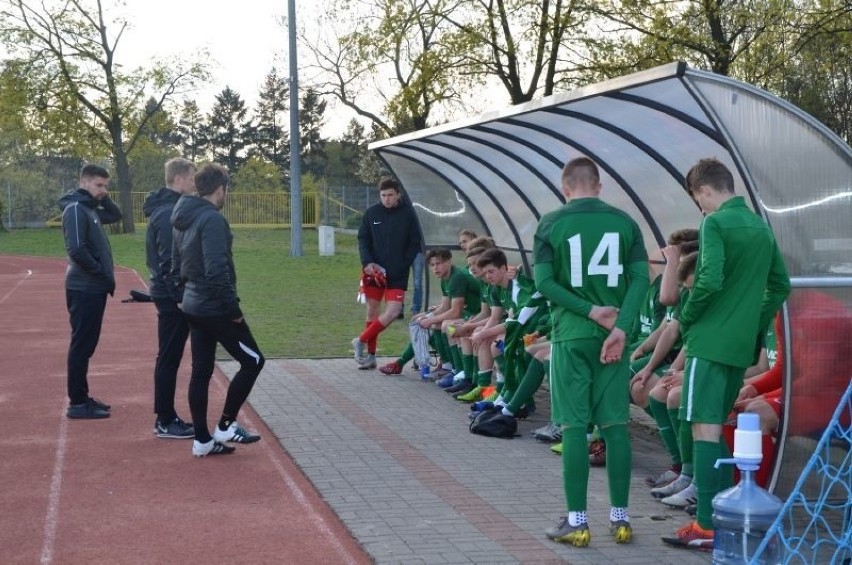 Warta się zacięła w derbach Poznania i Lech został liderem 