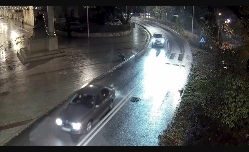 Aż trzy potrącenia w Kielcach. Dwaj kierowcy uciekli, szuka ich policja. Są zdjęcia z monitoringu! 
