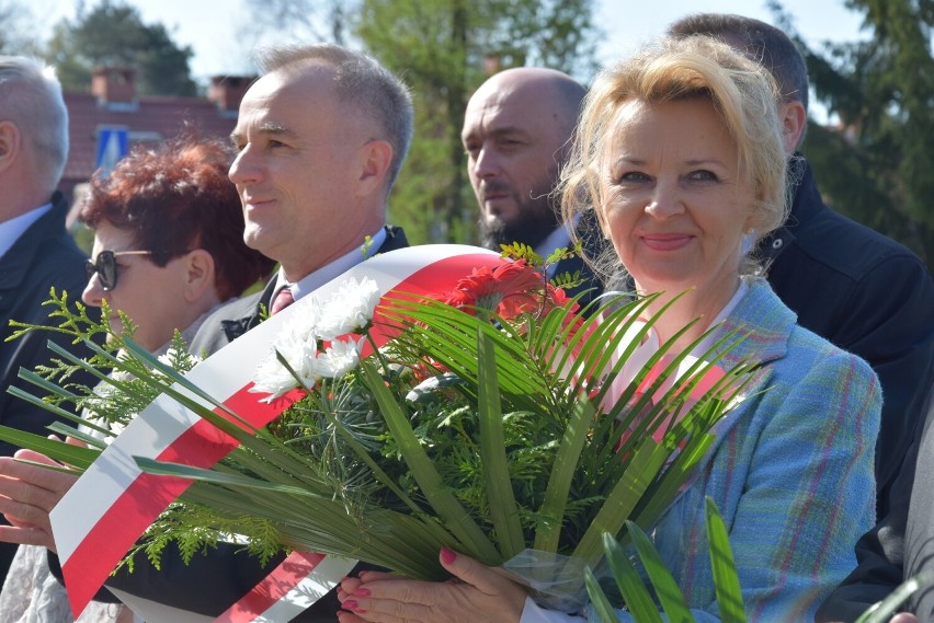 Święto Konstytucji 3 maja w Sępólnie. Obchody przy Pomniku...