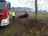 Wypadek w Ruszkowie Pierwszym. Dachował Fiat Stilo