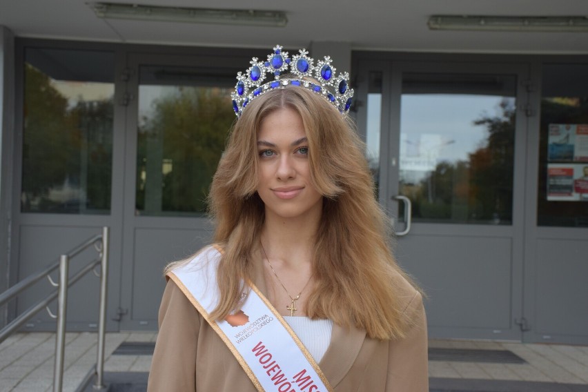 Roksana Baranowska - Miss Nastolatek Województwa Wielkopolskiego. Zajmuje się modelingiem i śpiewem, ale szkołę stawia na pierwszym miejscu