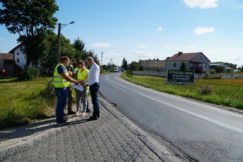 Gmina Żukowo przekazała plac pod budowę węzła integracyjnego w Rębiechowie