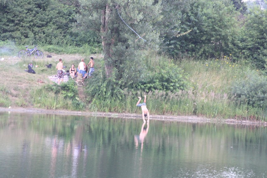 Soła i Kruki Oświęcim. Niebezpieczne skoki na wodospadzie [ZDJĘCIA]