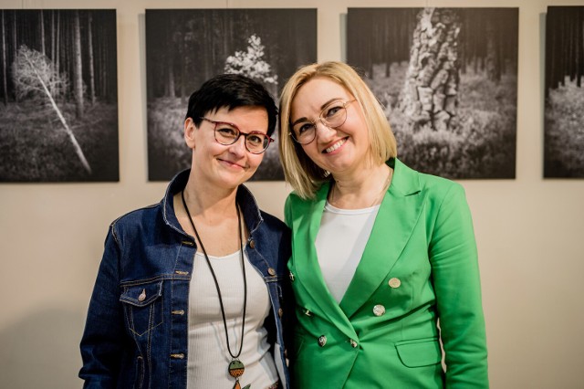 Lubliniec. Wernisaż wystawy fotografii autorstwa Moniki Kuboś pt. "to tutaj..."