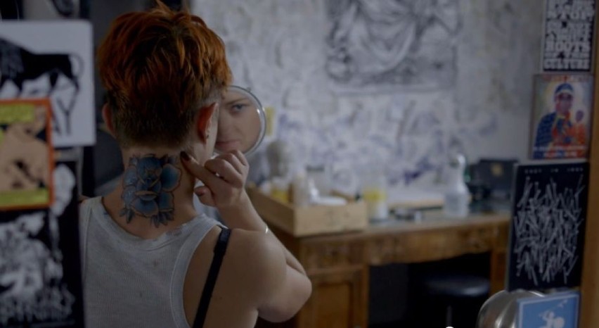 Tatuaże Wolności: Przekształcić więzienne "dziary" w dzieła sztuki (wideo)
