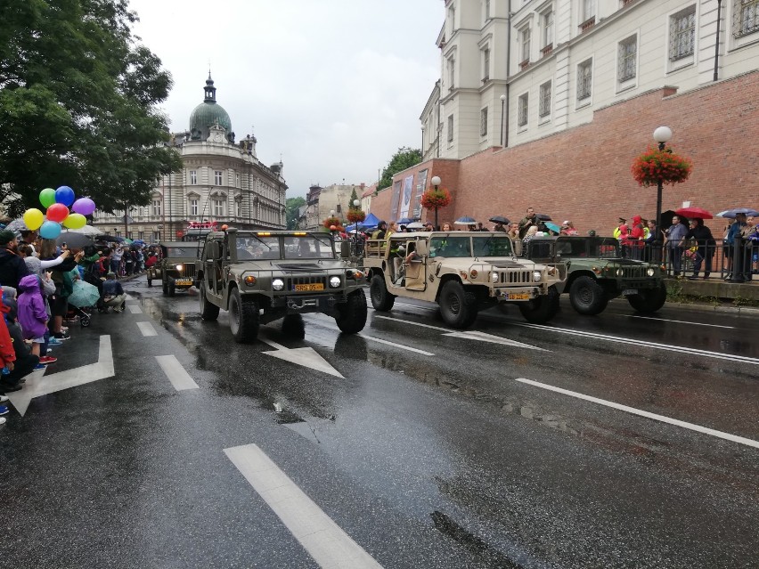 Powrót Operacji Południe: militarne samchody przejechały przez ulice Bielska-Białej (ZDJĘCIA)