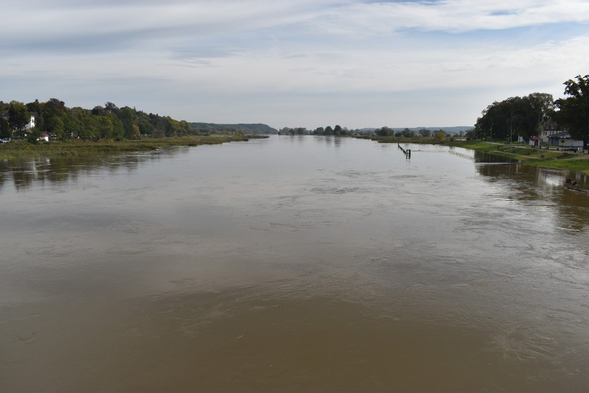 Poziom wody w Odrze w Krośnie Odrzańskim wciąż wzrasta.