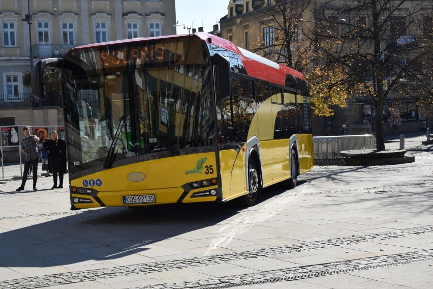 Gorlice. Pokazowy model autobusów. Takie będą jeździły po regionie