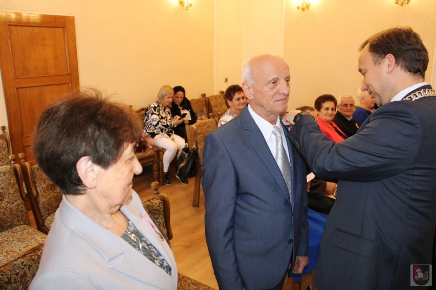 Wręczenie medali z okazji jubileuszu 50-lecia zawarcia związku małżeńskiego pra z gminy Bojanowo (2022)