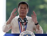 Zamieszki na Filipinach. Prezydent Duterte mówi: strzelajcie