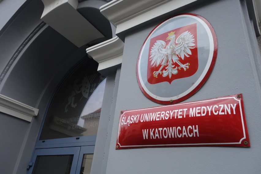 ŚUM kształci studentów na 5 wydziałach: w Katowicach,...