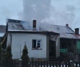 Oświęcim. Pożar dwóch domów mieszkalnych w Babicach. Troje mieszkańców straciło dach nad głową