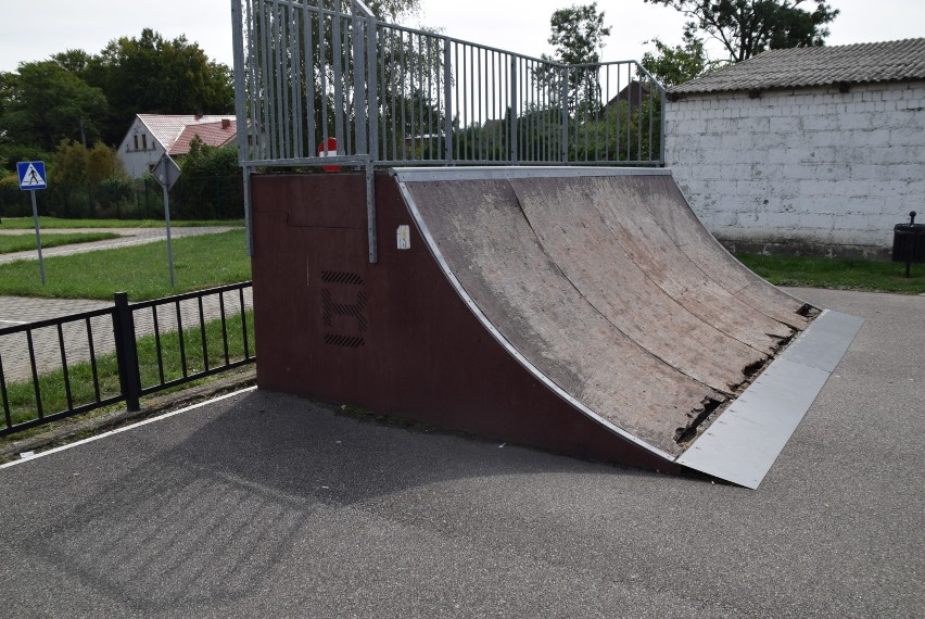 Tak wyglądają obecnie urządzenia w/w skateparku