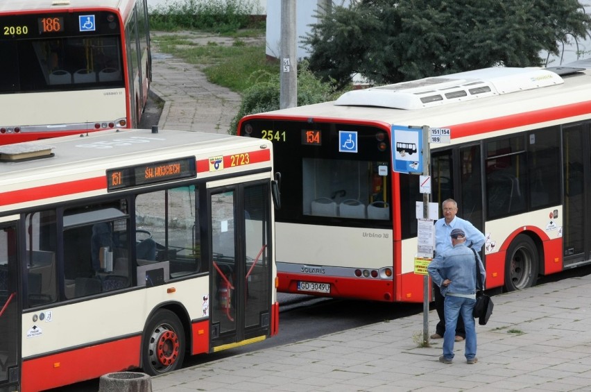 30.08.2013. gdansk nz.  petla autobusowa do likwidacji na ul...