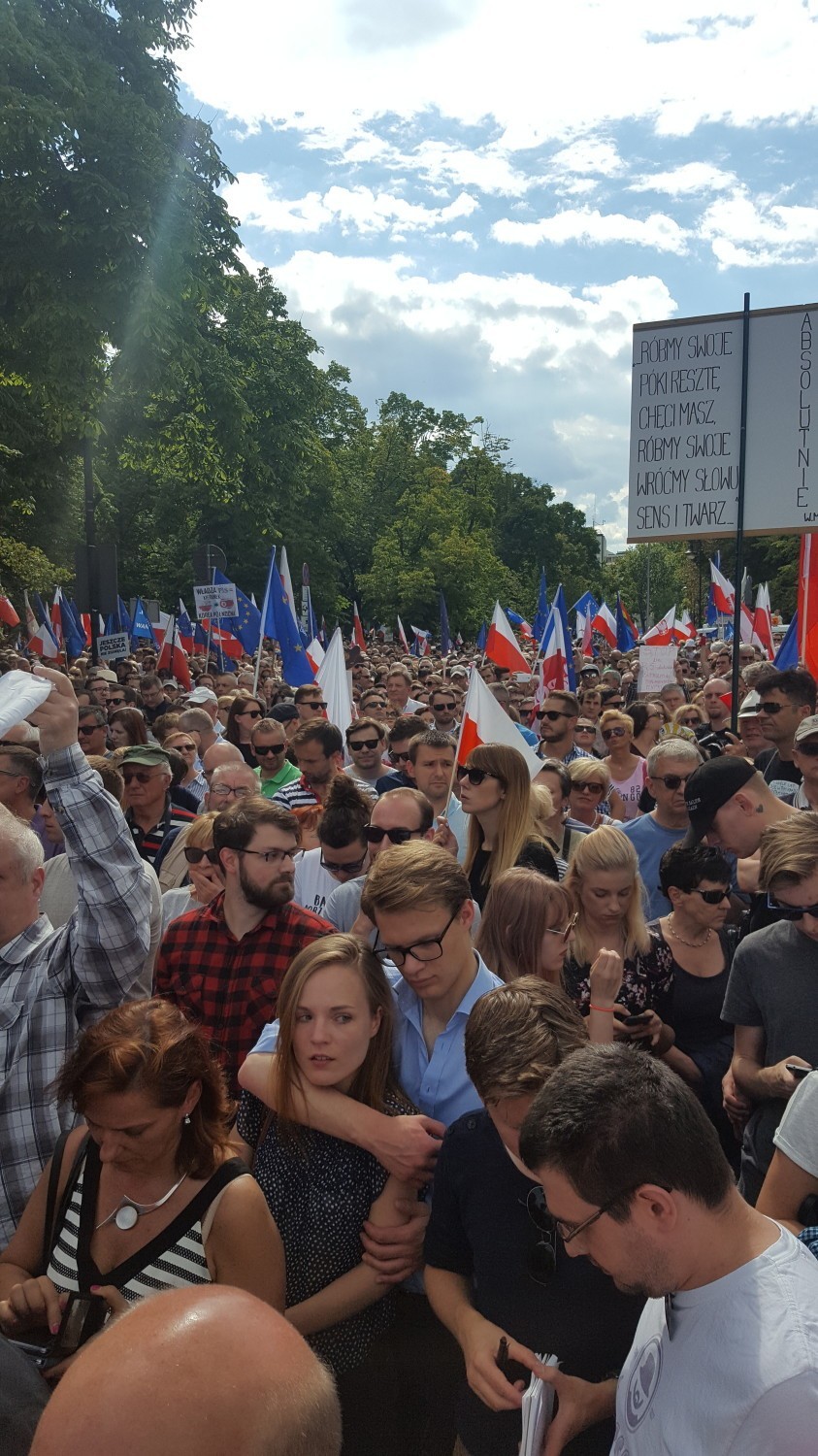 Nowoczesna Śrem protestowała w Warszawie