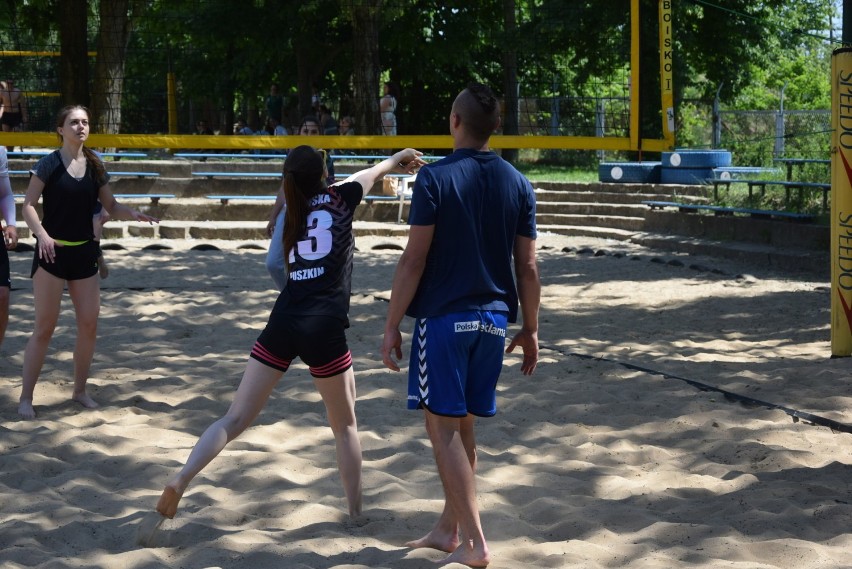 Juwenalia AWF i AJP Gorzów: Studenci grali w siatkówkę na "Kukule" [ZDJĘCIA]