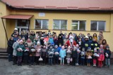 Mikołaj z wizytą u dzieci ze szkoły w Iwinie koło Grzmiącej [zdjęcia]