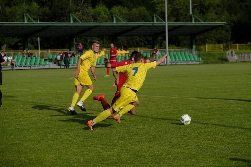 Pierwszy mecz sparingowy rozegrali zawodnicy Elany Toruń....