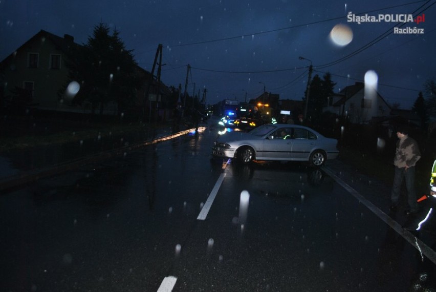 Czołowe zderzenie bmw i forda na ul. Hulczyńskiej w...