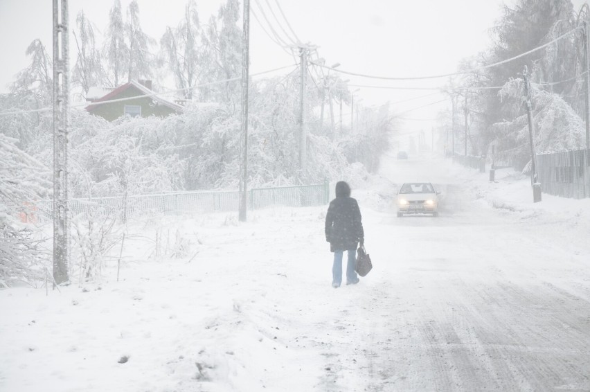 Śnieżyca i oblodzenia! Ostrzeżeniem meteorologicznym...