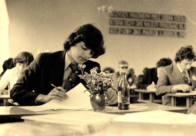 Matura 1978 w Krośnie Odrzańskim. Tak wyglądał wtedy egzamin dojrzałości.