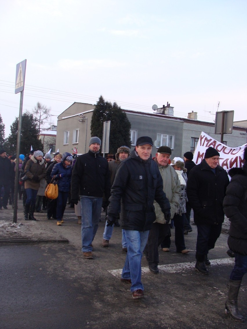 Chełm: Drugi dzień protestuprzeciw likwidacji Gimnazjum nr 3