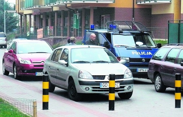 Niedawno doszło do wyrzucenia mieszkańców jednego z bloków w Pruszczu Gdańskim. Interweniowała policja.