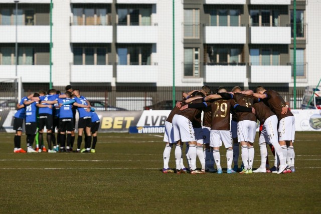 19.3.2022, Kraków: przed derbowym meczem II-ligowym Garbarnia - Hutnik