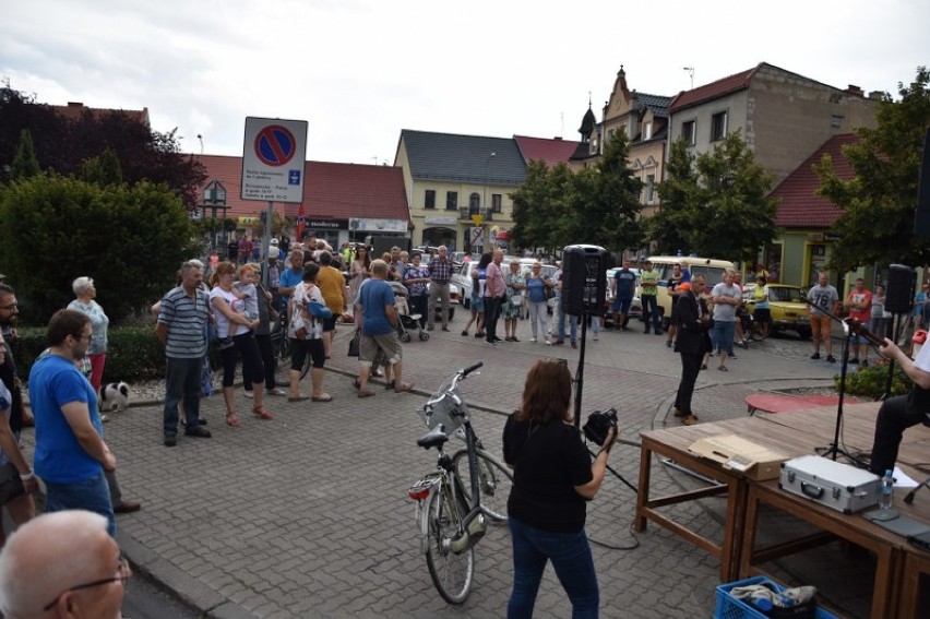 Rajd Samochodów Zabytkowych. 78 załóg na mecie w Opalenicy