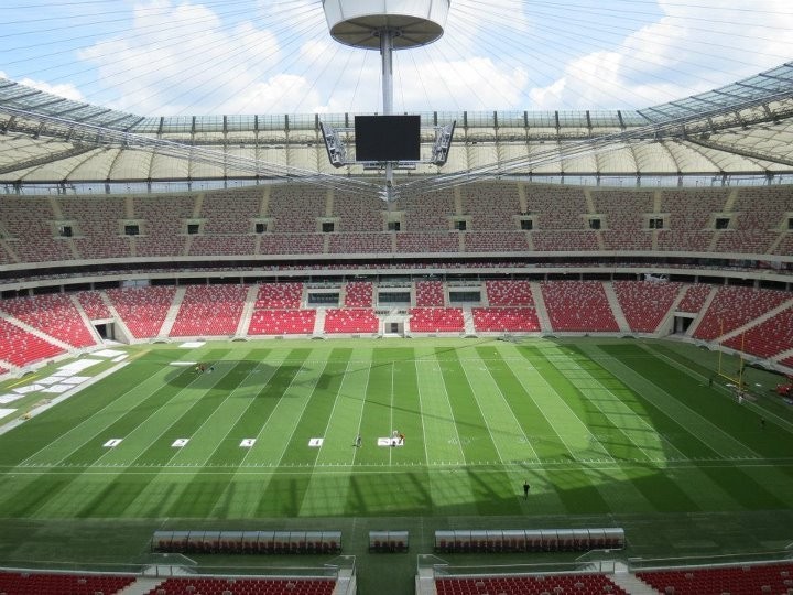 Narodowy szykuje się na Super Finał futbolu amerykańskiego. Murawa zamienia się w ruszt [ZDJĘCIA]