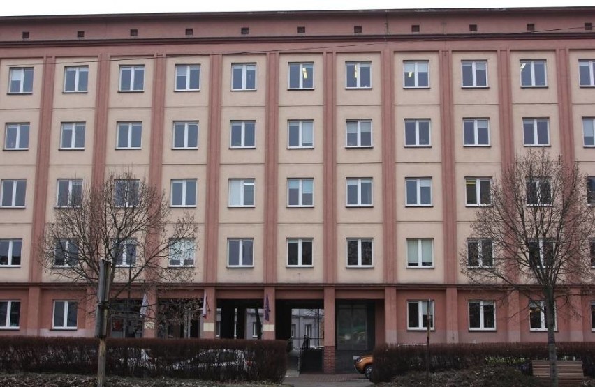 Budynek Urzędu Miejskiego w Sosnowcu przy ulicy Mościckiego...