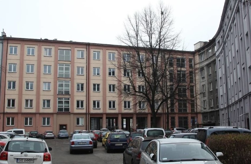 Budynek Urzędu Miejskiego w Sosnowcu przy ulicy Mościckiego...