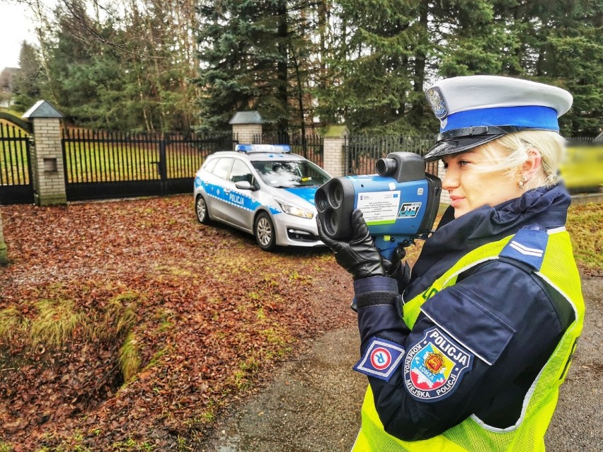 Pirat drogowy jechał w Marianowie 113 km/h. Zapłaci wysoki mandat [zdjęcia]