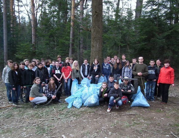 Posprzątali dzikie wysypiska śmieci [ZDJĘCIA]