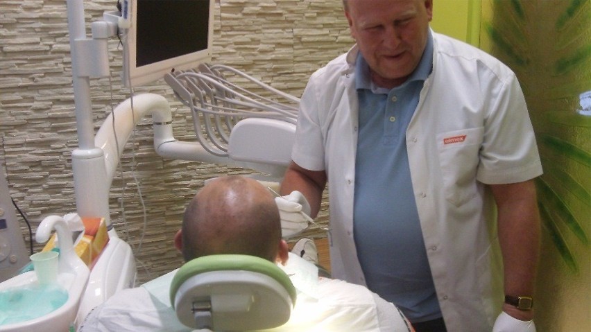 Hardkorowy Koksu w Katowicach. Robert Burneika u dentysty w Silesia City Center [ZDJĘCIA]