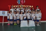 Setka maluchów na I Świętokrzyskiej Olimpiadzie Przedszkolaka w Jędrzejowie. W finale wojewódzkim wystąpią przedszkolaki z Wodzisławia