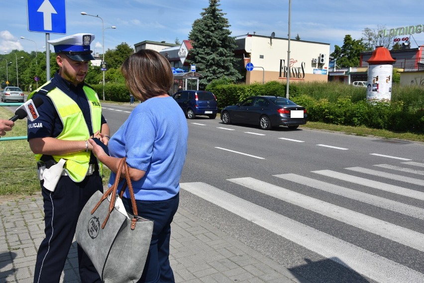Policyjna akcja przy ulicy Słonecznej w Tarnowie