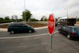 21-latek z gminy Ryńsk wpadł przez zignorowanie znaków "STOP" i "nakaz skrętu w prawo"