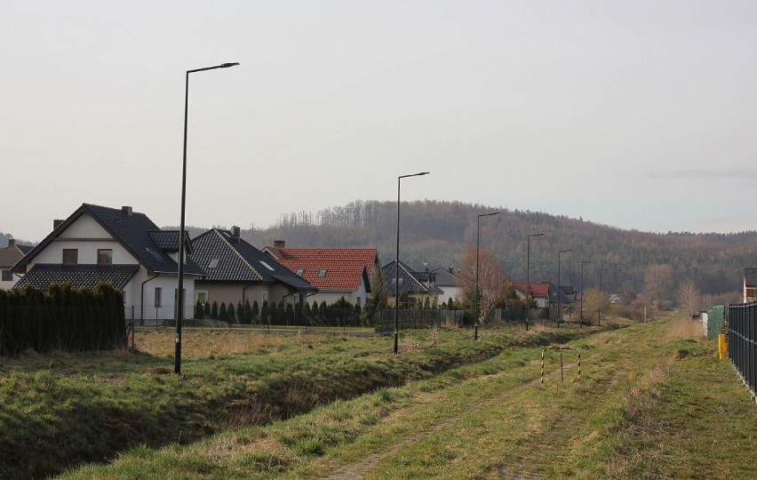 Nowe oświetlenie przy ul. Strzelców Podhalańskich i Powstańców Warszawy