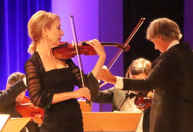 Elizabeth Pitcairn i u jej Purpurowy Stradivarius.