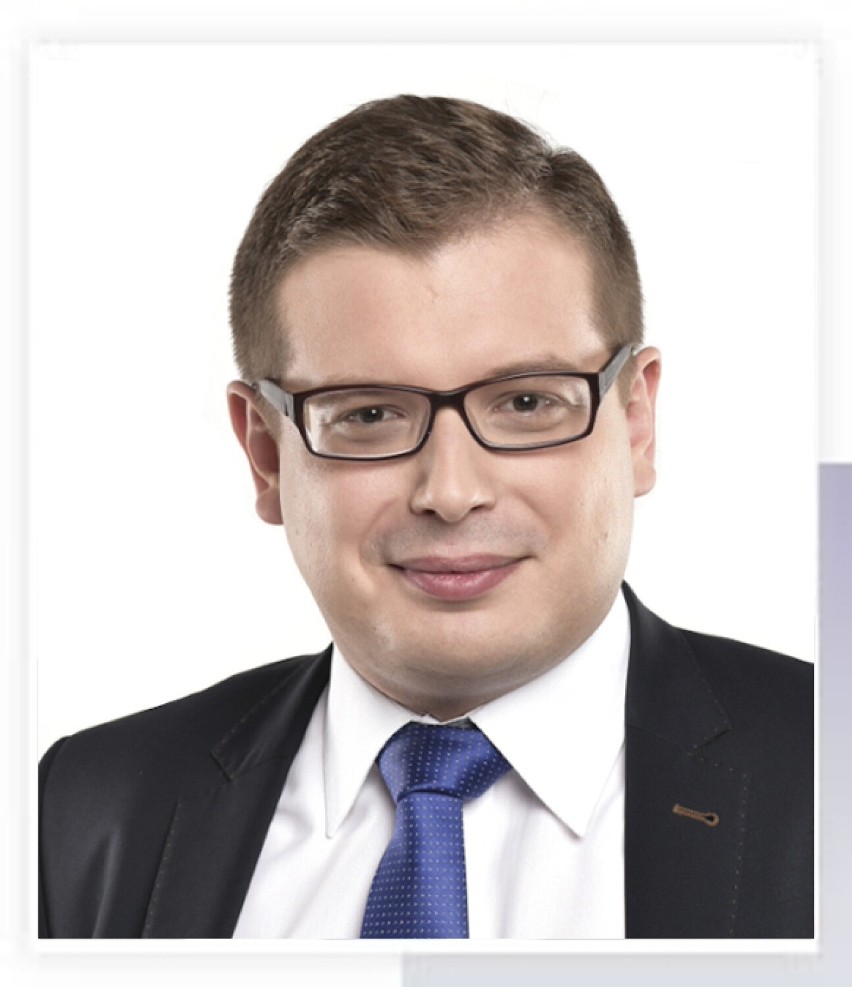 Krzysztof Strzałkowski pełni funkcję burmistrza dzielnicy...