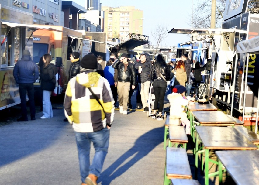 Zlot food trucków na Placu Jagiellońskim w Radomiu potrwa...